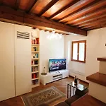 Santa Croce Deluxe Suite